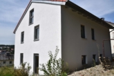 Neusaniertes Einfamilienhaus in schöner Aussichtslage in Deggendorf - Hausansicht